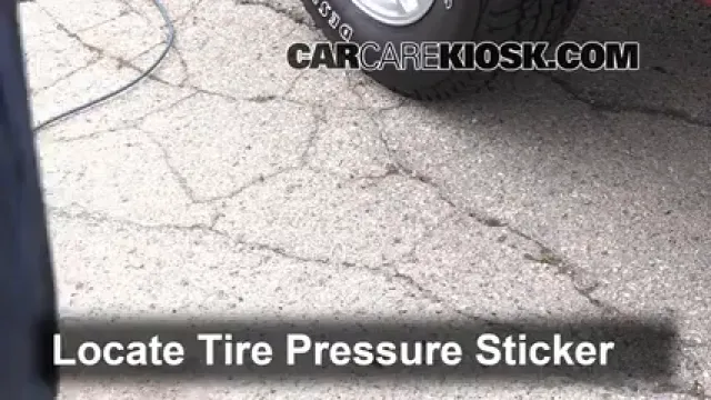 2002 Toyota 4Runner SR5 3.4L V6 Tires & Wheels Check Tire Pressure